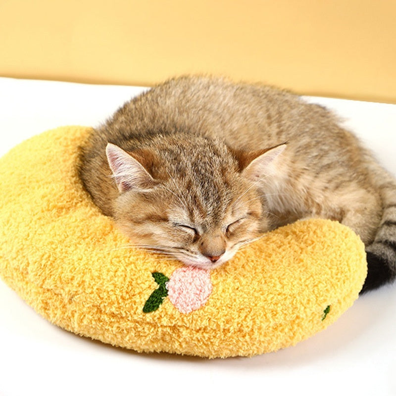 dog pillow,
cat pillow,
moon plush pillow,
pet sleeping pad,
small dog bed,
cute pet accessory,
plush pet cushion,
indoor pet pillow,
pet nap cushion,
soft pet bedding,